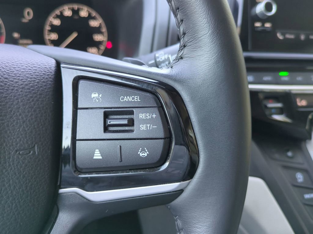 Used 2025 Honda Odyssey EX-L image 32