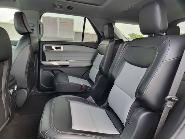 Certified 2023 Ford Explorer XLT w/ Equipment Group 202A AWD/4WD image 21