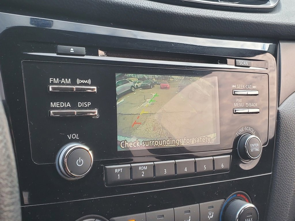 Used 2017 Nissan Rogue Sport S w/ S Appearance Package image 23