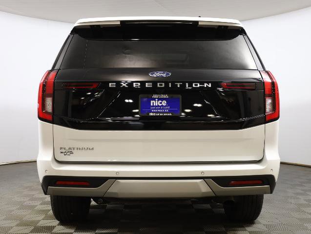 Certified 2025 Ford Expedition Platinum AWD/4WD image 6