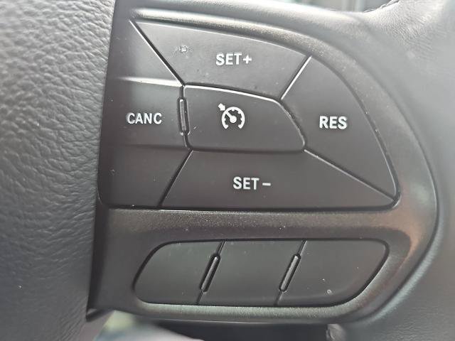 Used 2023 Dodge Charger SXT RWD image 17