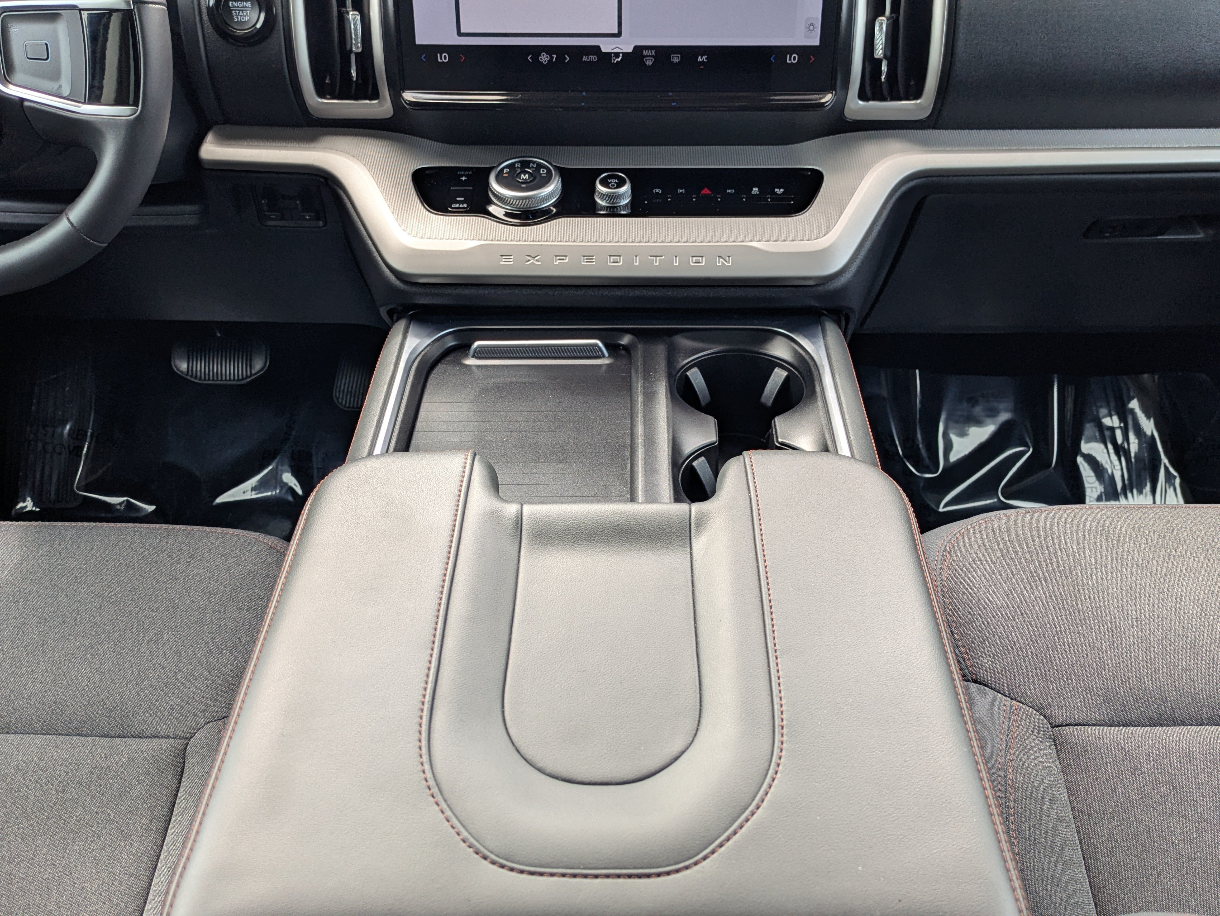 Certified 2025 Ford Expedition Active RWD image 24