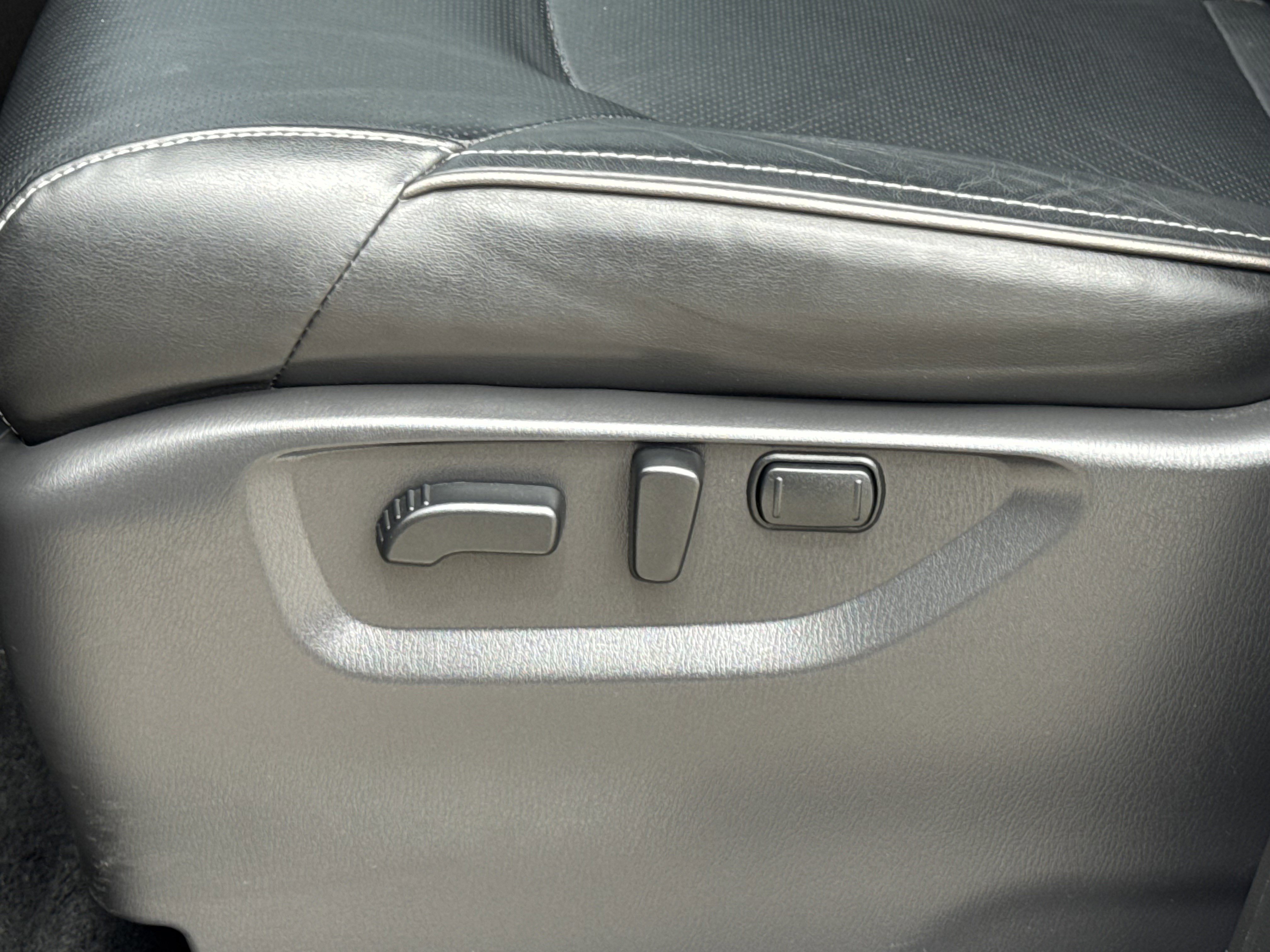 Used 2024 INFINITI QX80 Luxe image 18