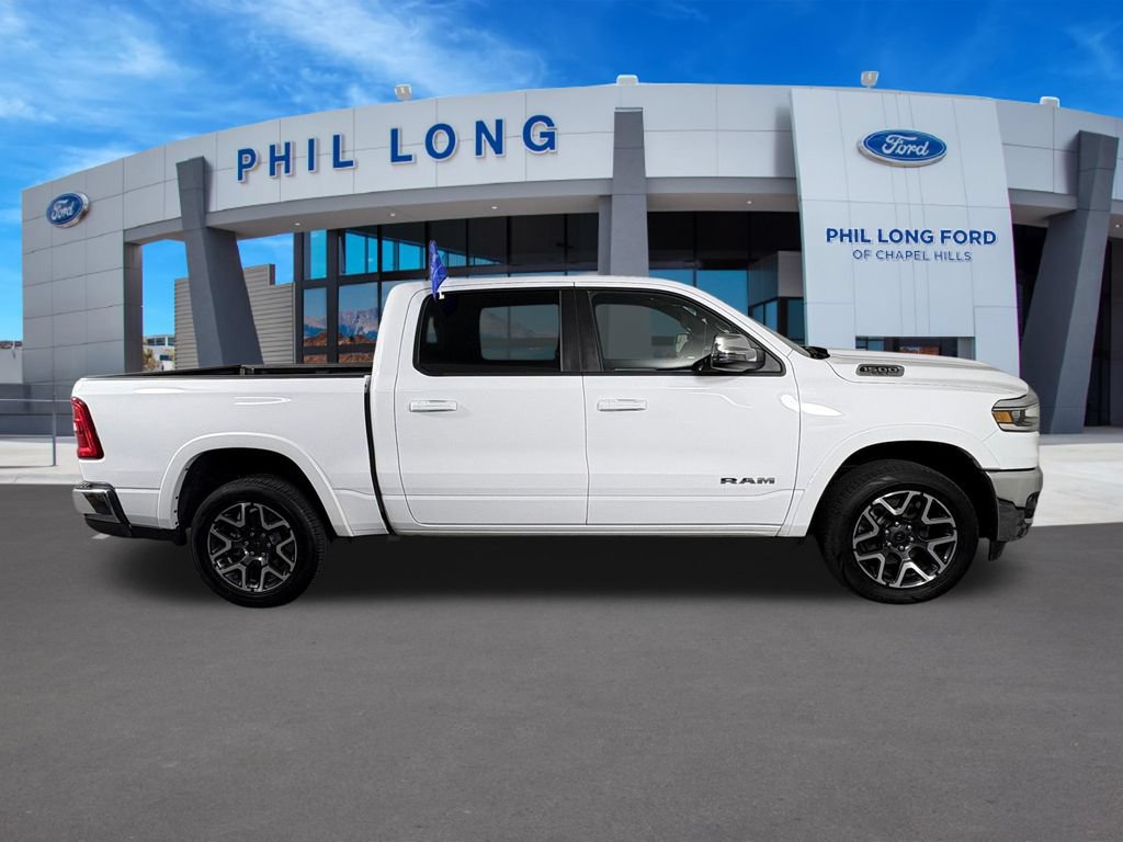 Used 2025 RAM 1500 Laramie AWD/4WD image 6