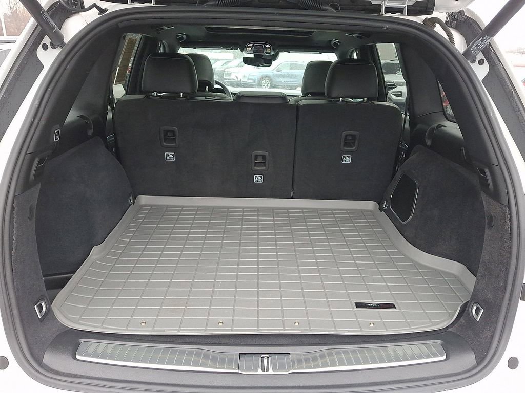 Used 2024 Jeep Grand Cherokee Overland w/ Trailer Tow Package image 29