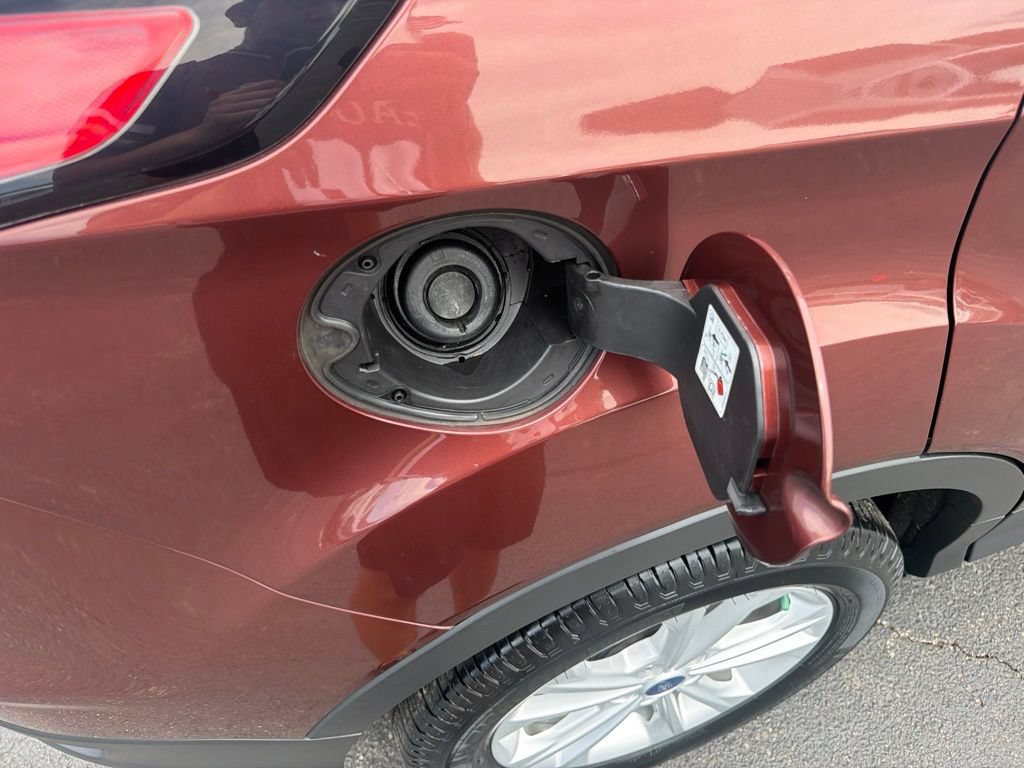 Certified 2018 Ford Escape SE w/ SE Sync 3 Package FWD image 50