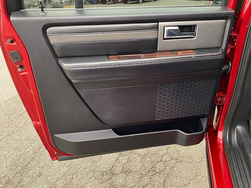 Certified 2017 Ford Expedition EL Platinum image 41