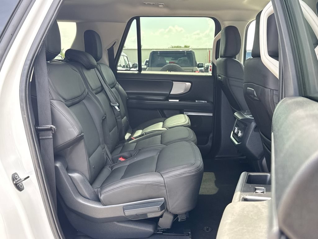 Certified 2025 Ford Expedition Max Active RWD image 30