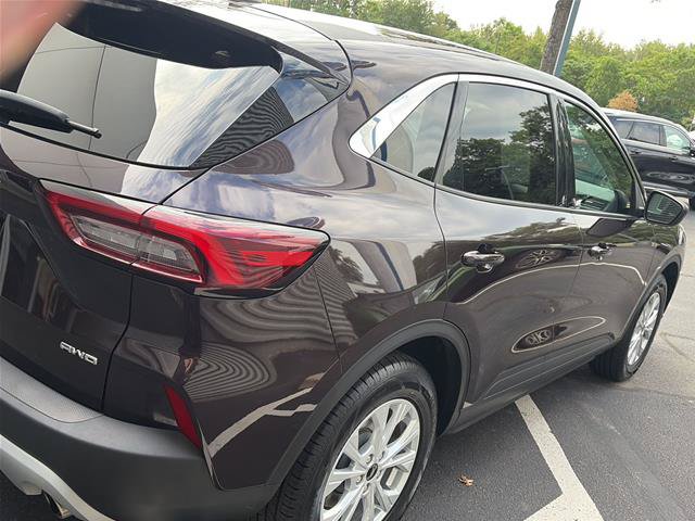 Certified 2023 Ford Escape Active AWD/4WD image 5
