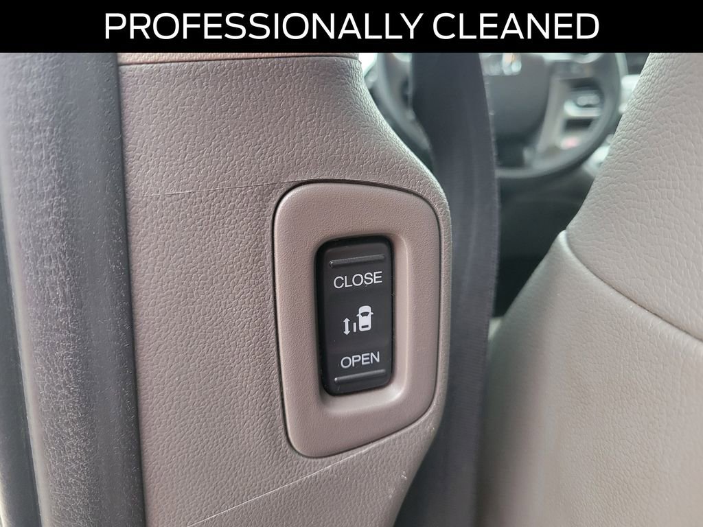 Used 2017 Honda Odyssey EX-L image 15