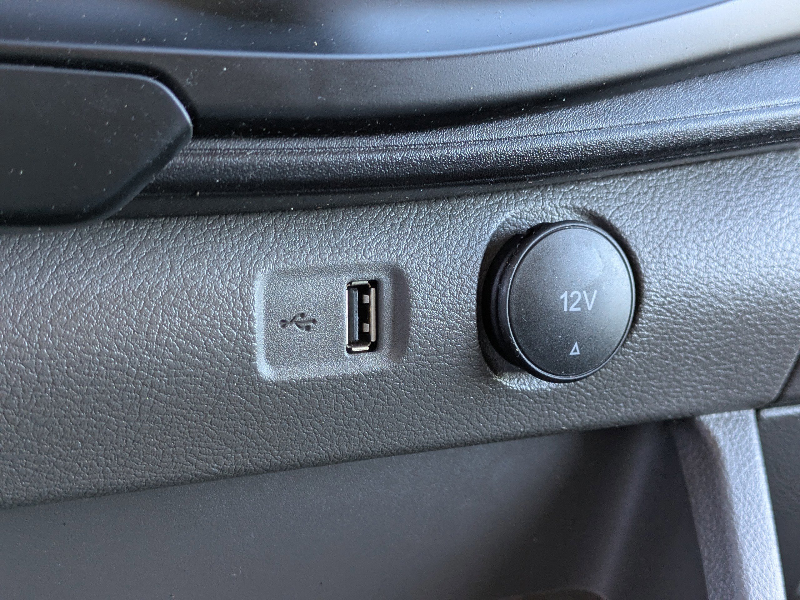 Certified 2024 Ford Transit 250 148 Medium Roof w/ Load Area Protection Package image 27