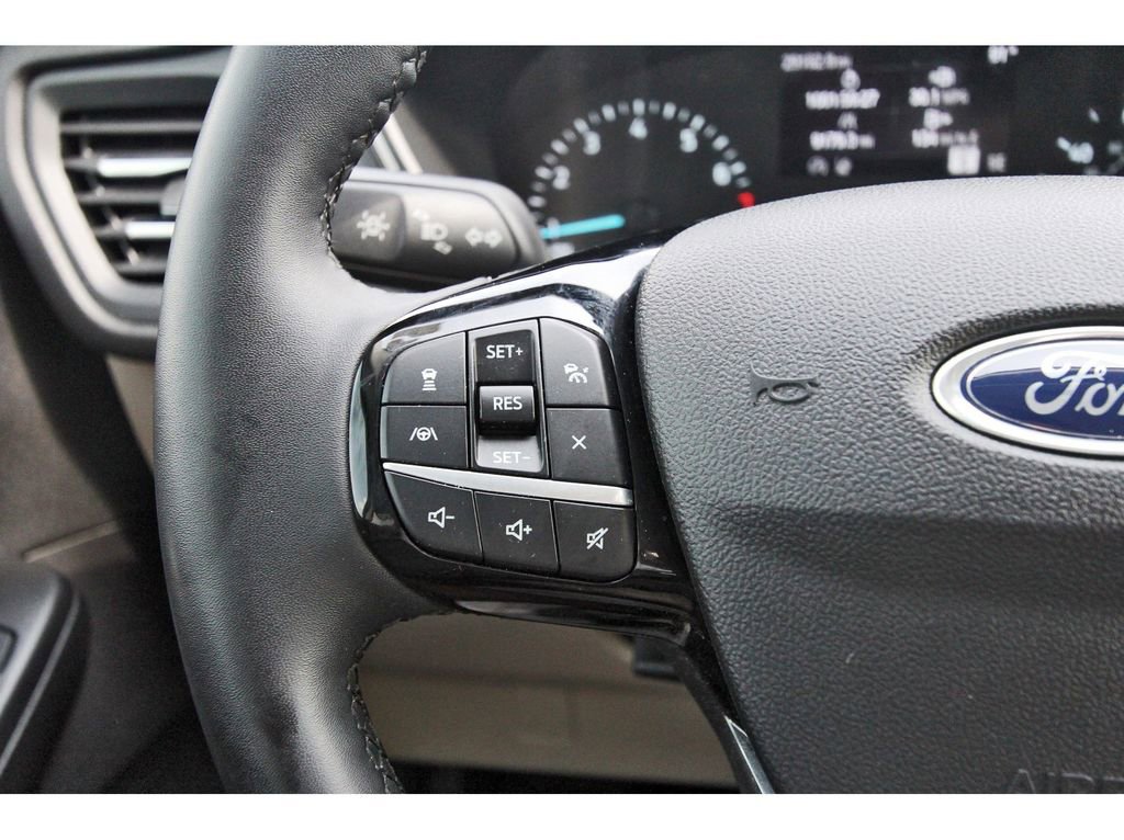 Certified 2022 Ford Escape SEL FWD image 23