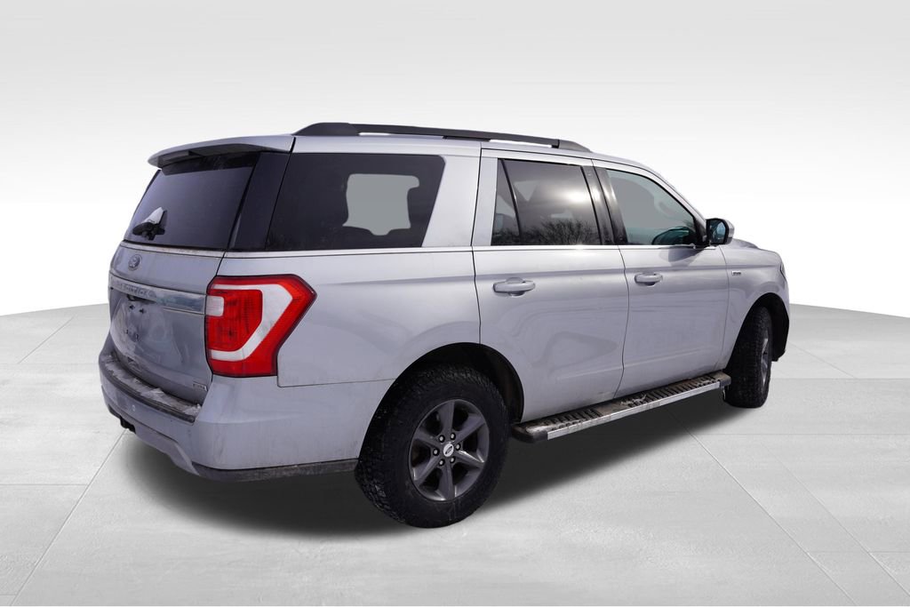 Certified 2021 Ford Expedition XLT image 3