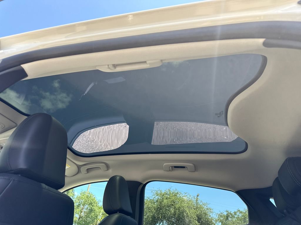 Certified 2025 Ford Mustang Mach-E Premium RWD image 9