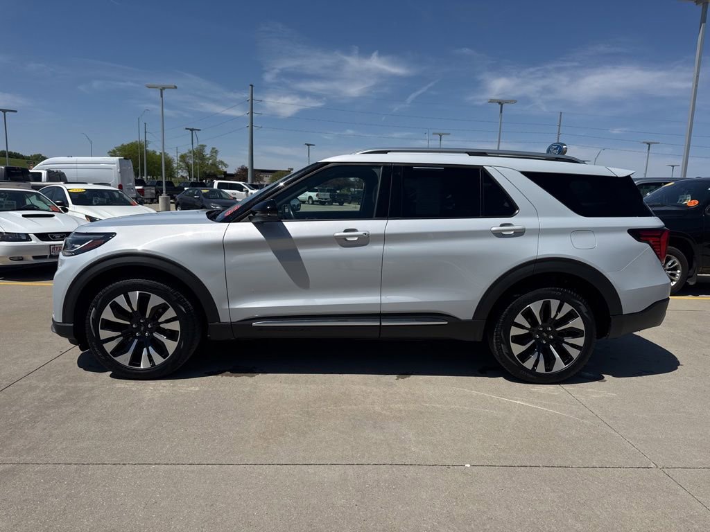 Certified 2025 Ford Explorer Platinum w/ LUX Leather Package AWD/4WD image 27