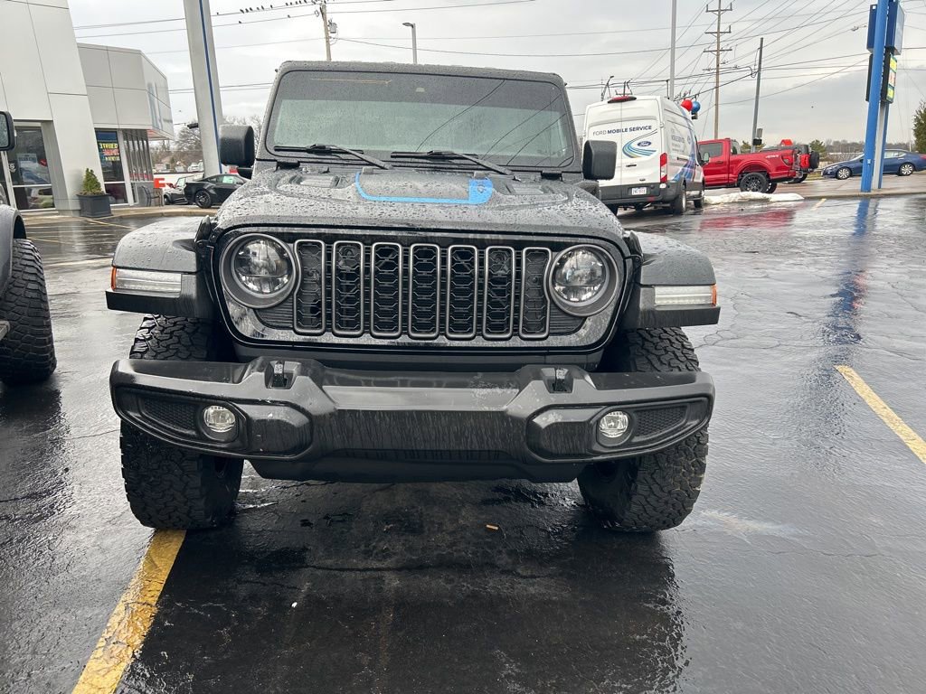 Used 2024 Jeep Wrangler Unlimited Rubicon 4xe image 9