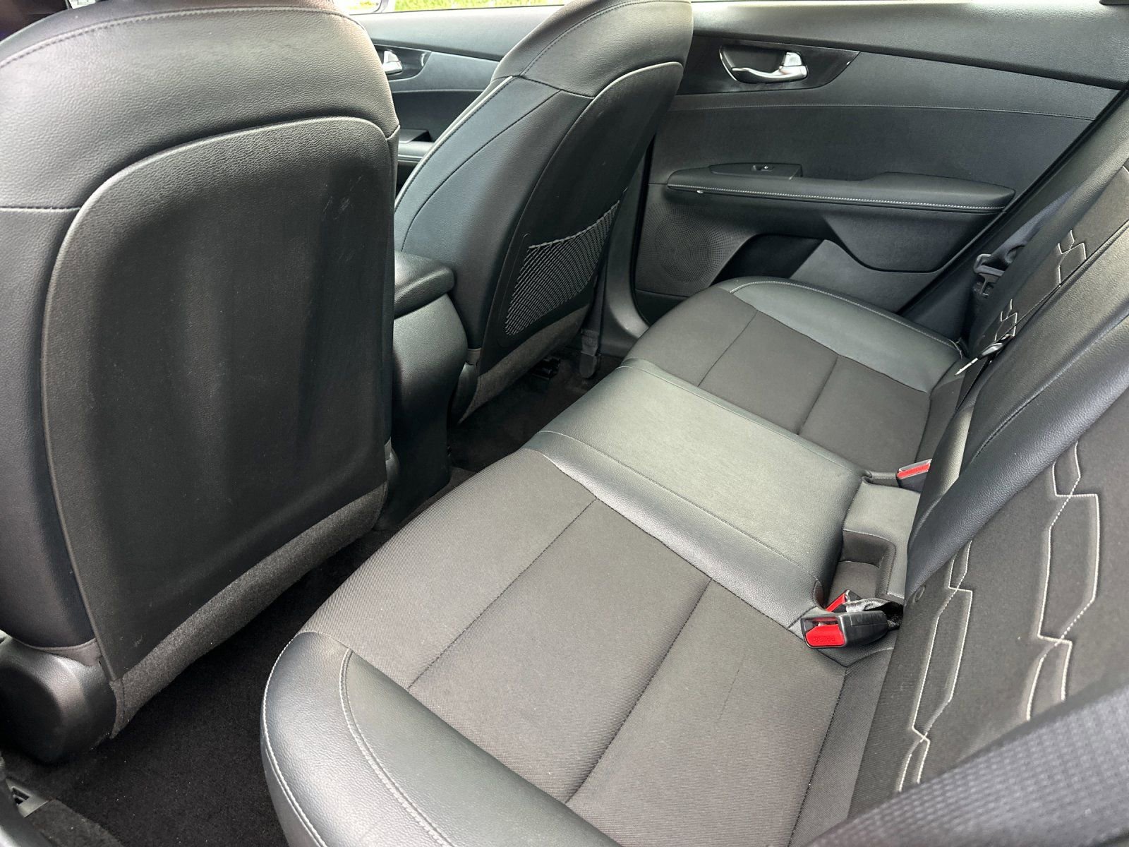 Used 2023 Kia Forte GT-Line image 11