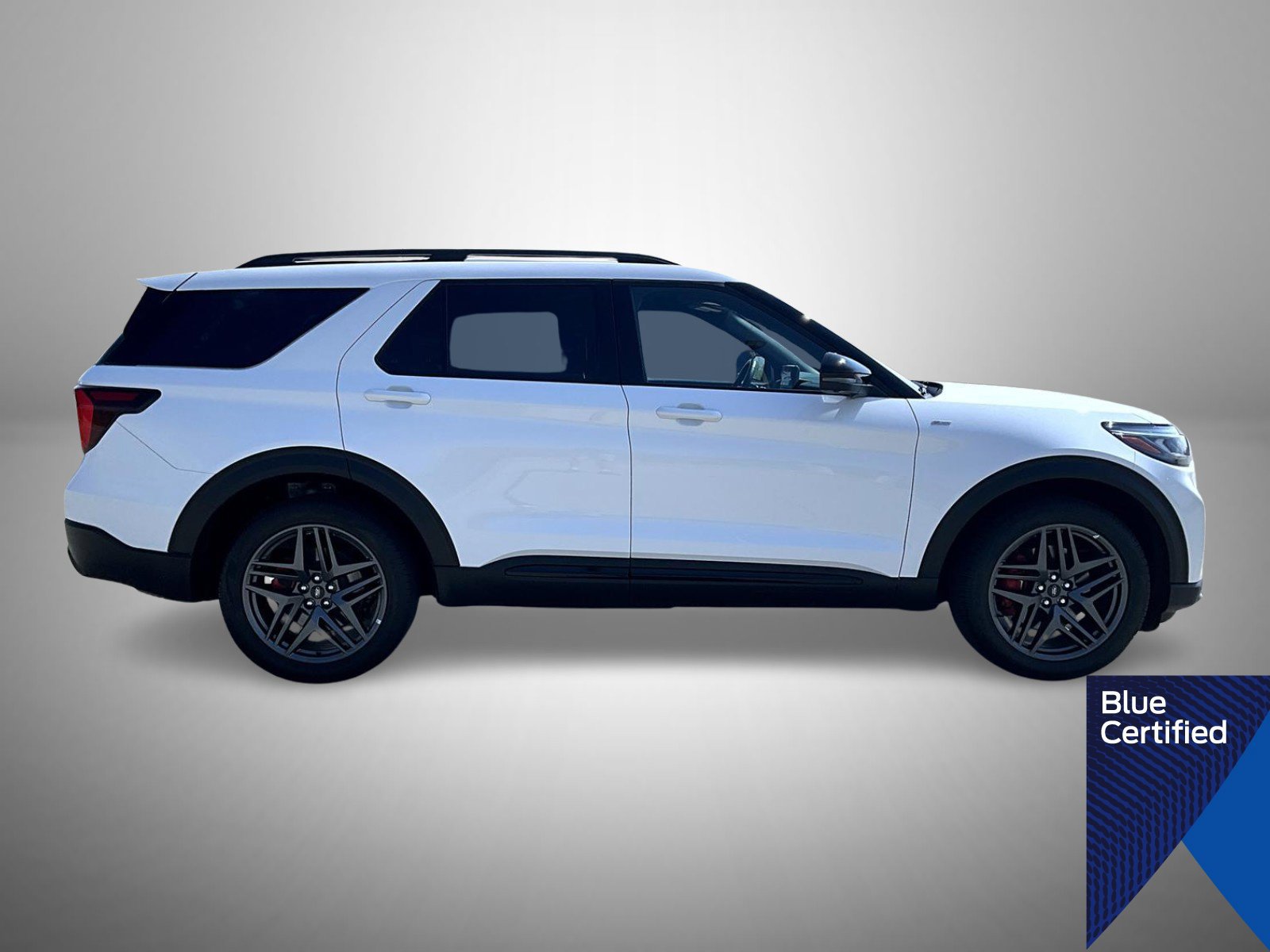 Certified 2025 Ford Explorer ST-Line w/ ST-Line Street Pack AWD/4WD image 4
