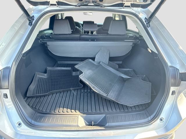 Used 2023 Toyota Venza LE AWD/4WD image 26