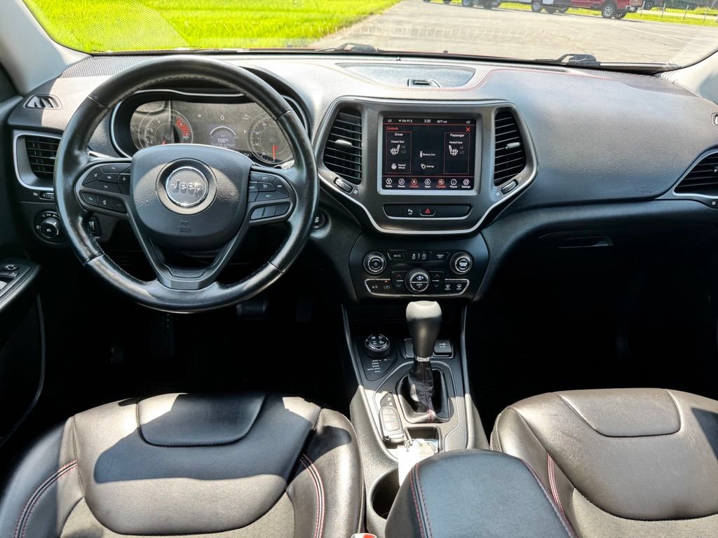 Used 2020 Jeep Cherokee Trailhawk w/ Cold Weather Group AWD/4WD image 29