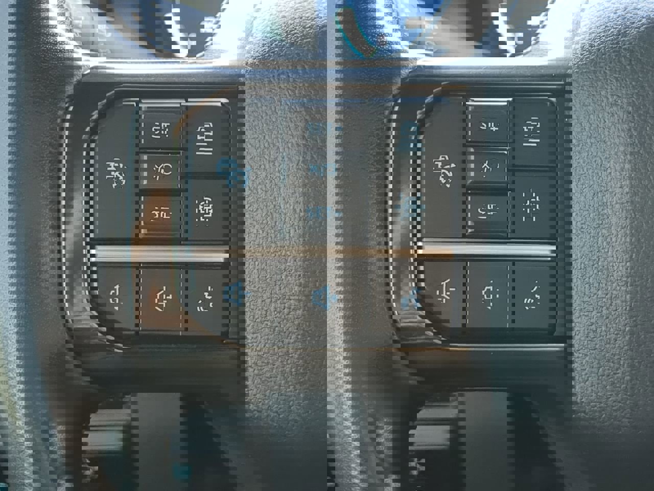 Certified 2024 Ford F250 Platinum image 23