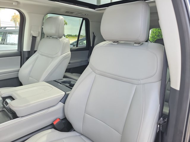 Certified 2025 Ford Expedition Max Active AWD/4WD image 19