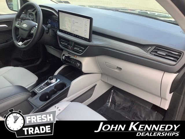 Certified 2023 Ford Escape Platinum AWD/4WD image 22