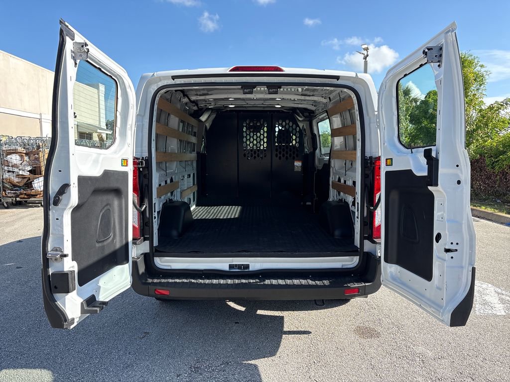 Certified 2025 Ford Transit 250 Low Roof w/ Exterior Upgrade Package RWD image 10