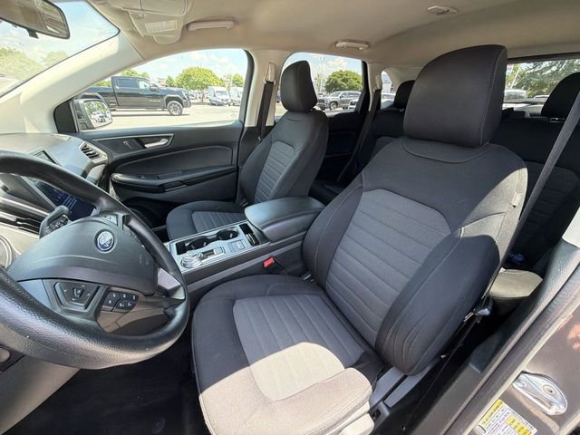 Certified 2022 Ford Edge SE w/ Black Appearance Package AWD/4WD image 12