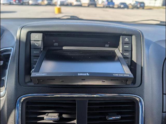 Used 2019 Dodge Grand Caravan SXT w/ Driver Convenience Group image 10