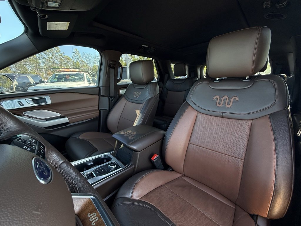 Certified 2021 Ford Explorer King Ranch w/ Premium Technology Package image 22