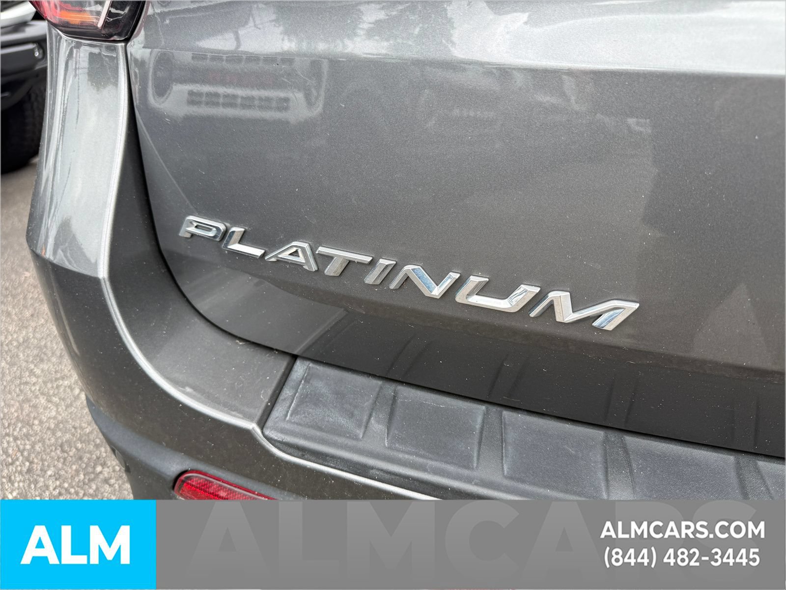 Certified 2025 Ford Explorer Platinum w/ Ultimate Package AWD/4WD image 8