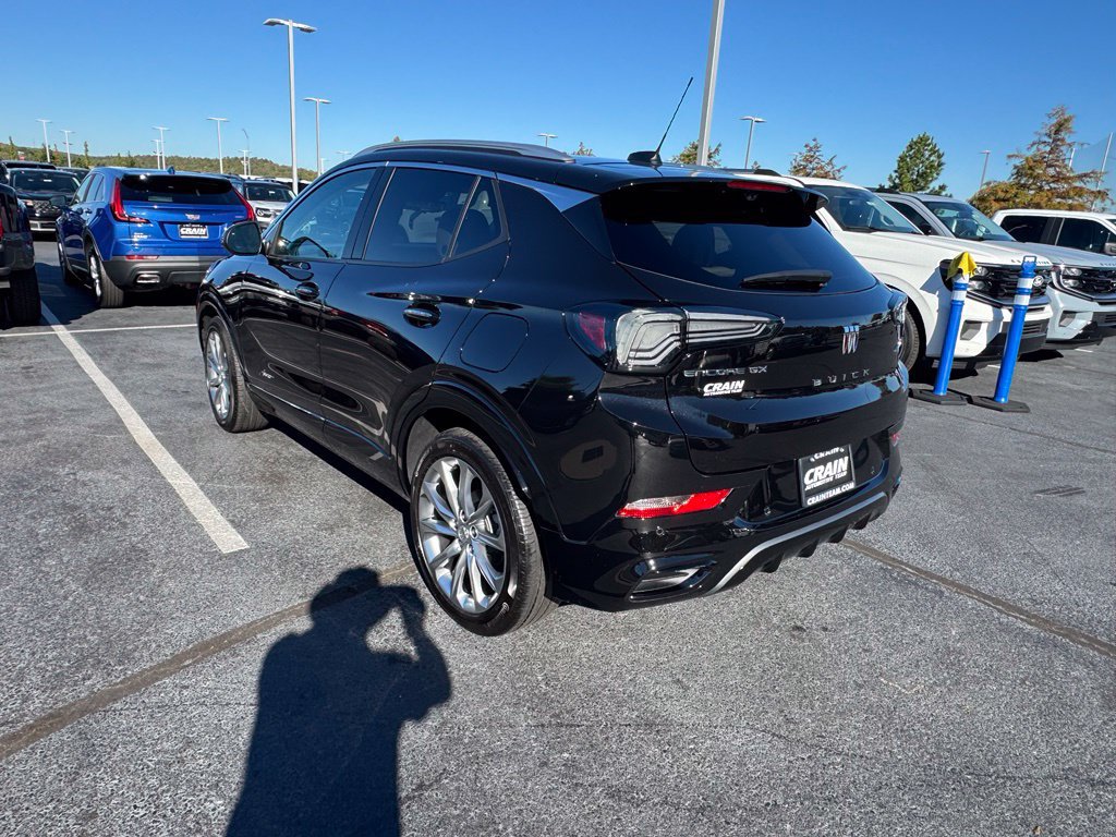 Used 2024 Buick Encore GX Avenir w/ Avenir Technology Package FWD image 5