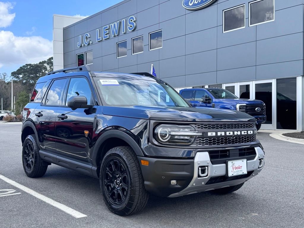 Certified 2025 Ford Bronco Sport Badlands AWD/4WD image 1
