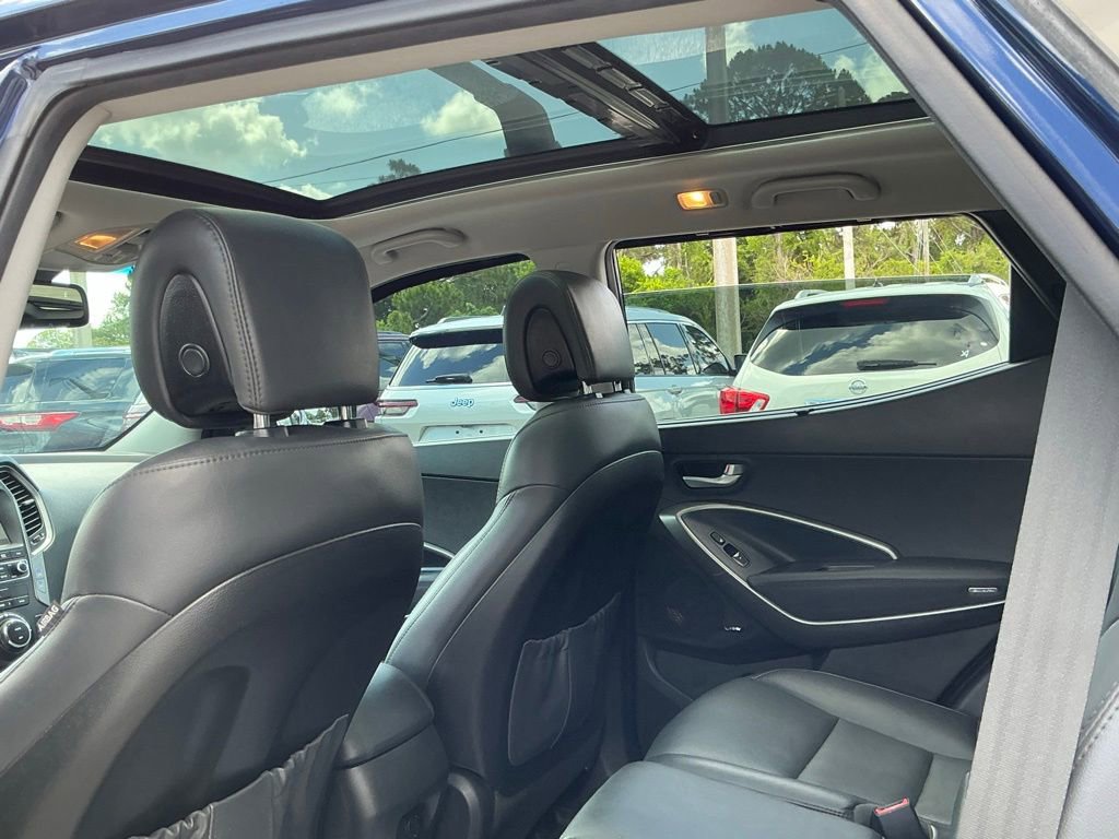 Used 2018 Hyundai Santa Fe Sport w/ 2.0T Ultimate Tech Package 05 FWD image 30