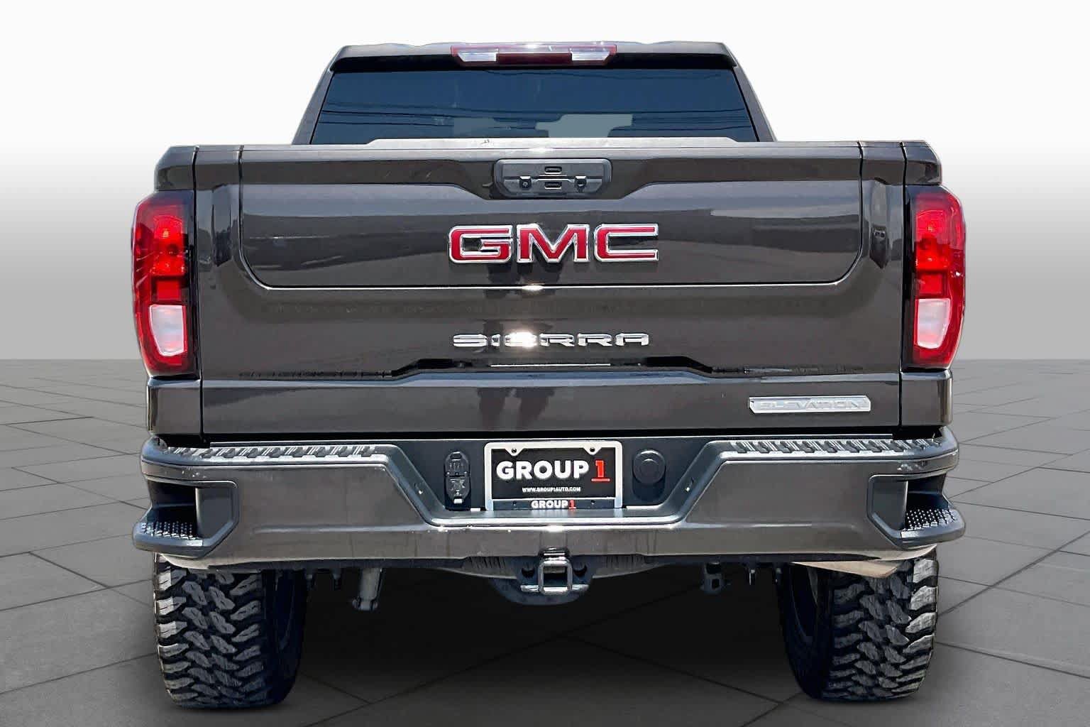 Used 2021 GMC Sierra 1500 Elevation RWD image 5