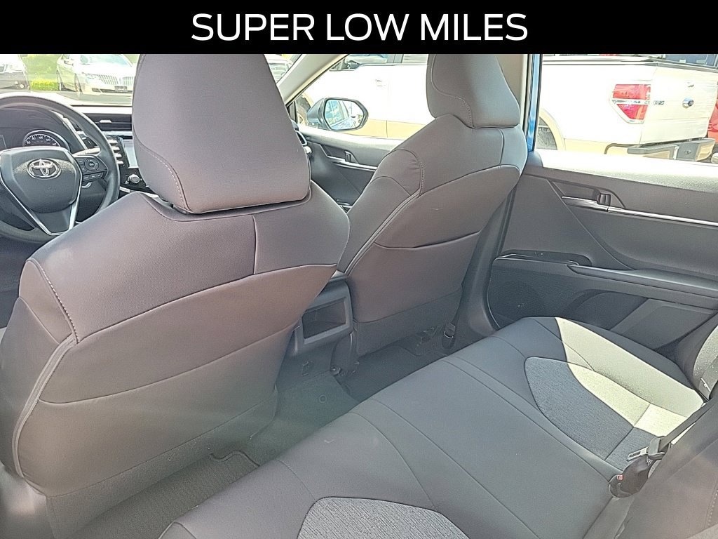 Used 2019 Toyota Camry LE w/ Convenience Package FWD image 9