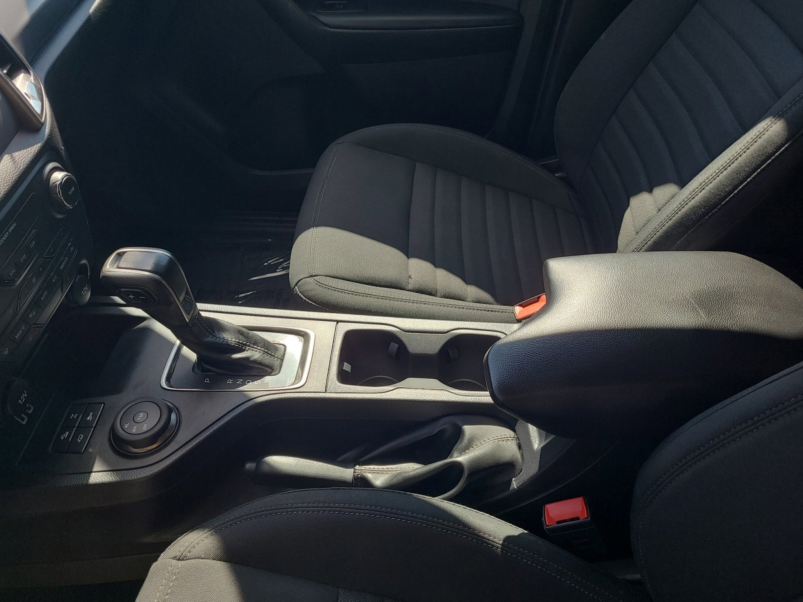 Certified 2022 Ford Ranger XLT w/ Equipment Group 302A High image 15