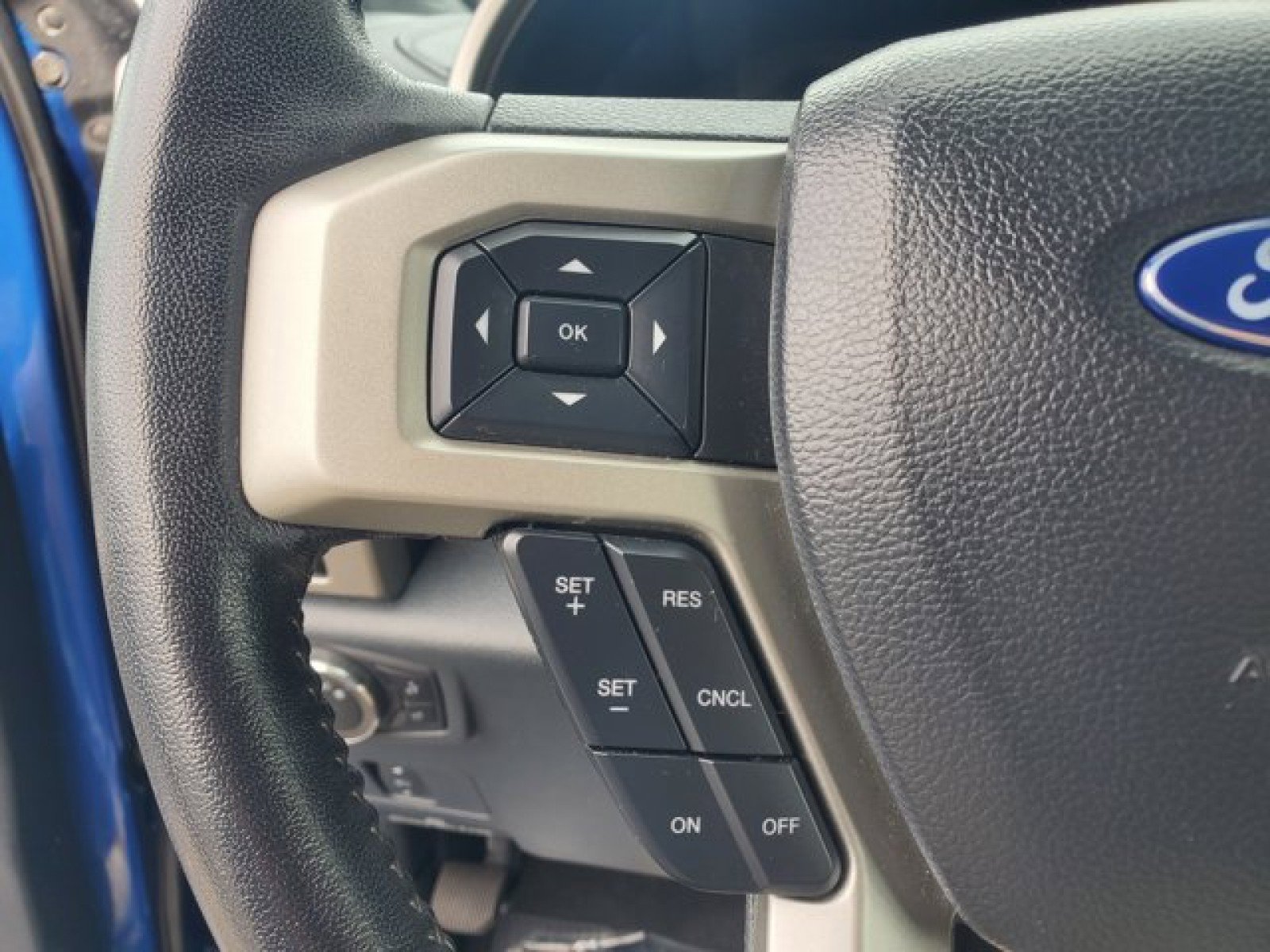 Certified 2022 Ford F250 Lariat w/ Tremor Off-Road Package image 17