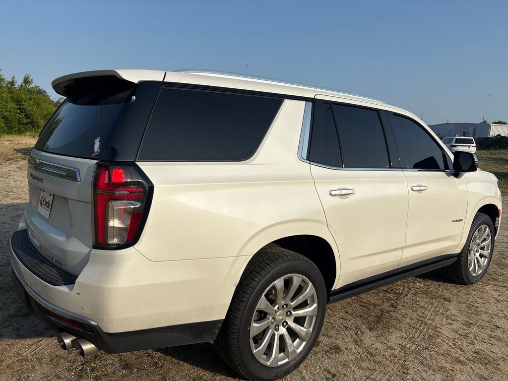 Used 2023 Chevrolet Tahoe Premier AWD/4WD image 4