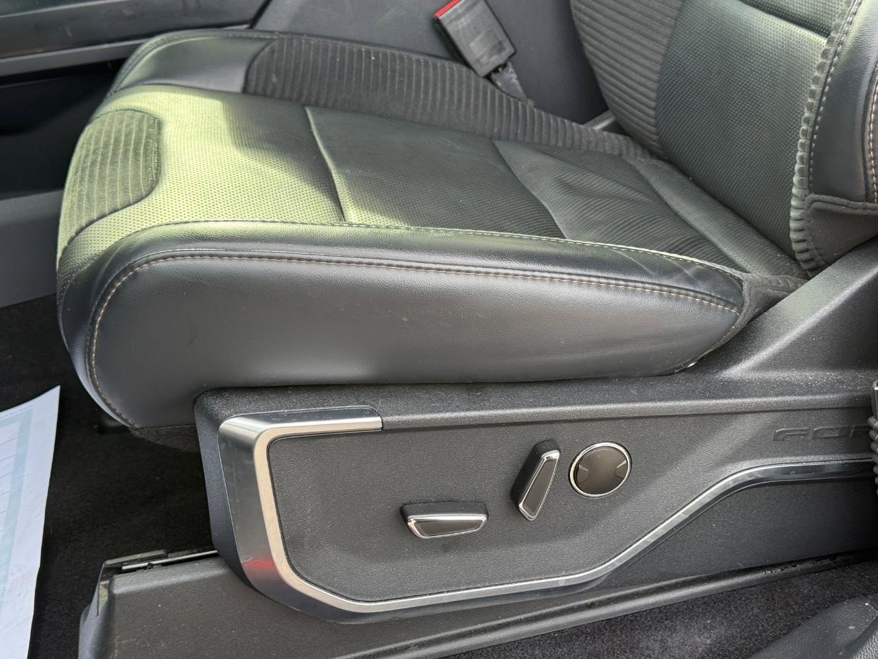 Certified 2023 Ford F150 Raptor image 29