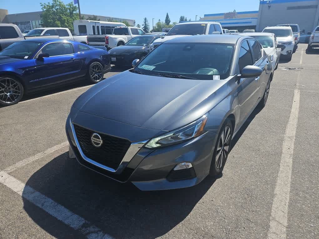 Used 2021 Nissan Altima 2.5 SV