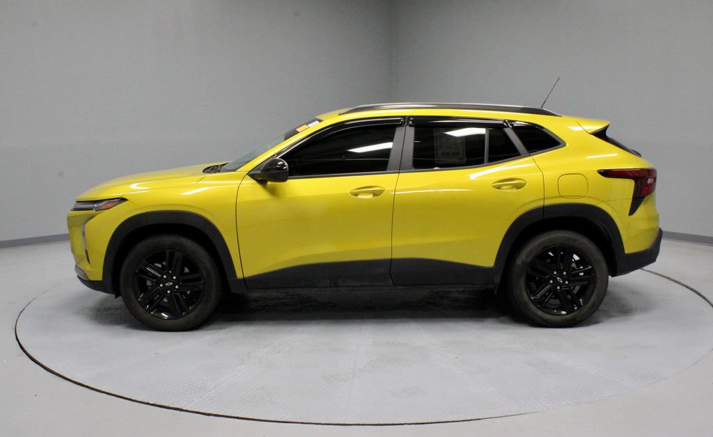 Used 2025 Chevrolet Trax ACTIV w/ Driver Confidence Package FWD image 8