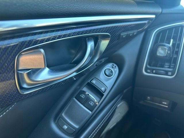 Used 2017 INFINITI Q60 Red Sport 400 RWD image 23