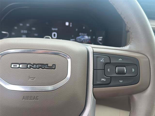 Used 2023 GMC Yukon Denali w/ Denali Reserve Package AWD/4WD image 24