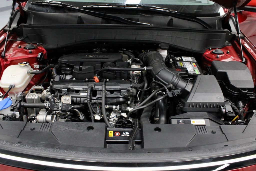 Used 2024 Hyundai Kona Limited AWD/4WD image 18