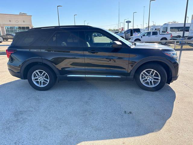 Certified 2025 Ford Explorer Active w/ Active Comfort Package RWD image 17