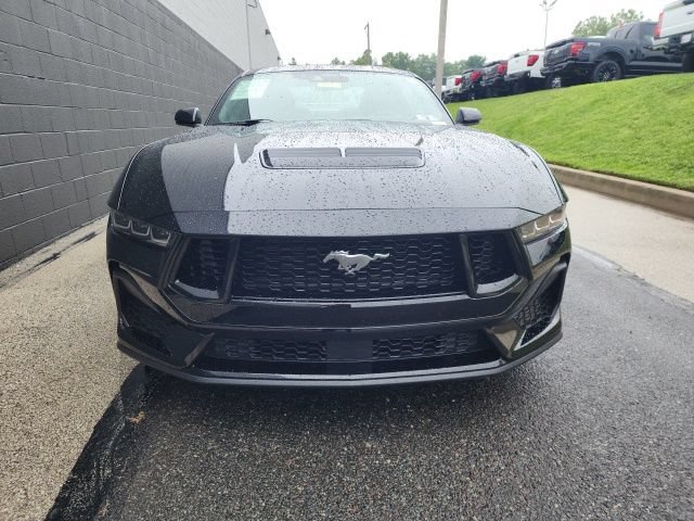 Certified 2024 Ford Mustang GT Premium RWD image 2
