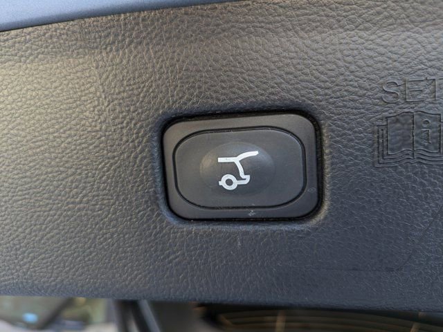 Certified 2024 Ford Edge ST-Line image 19