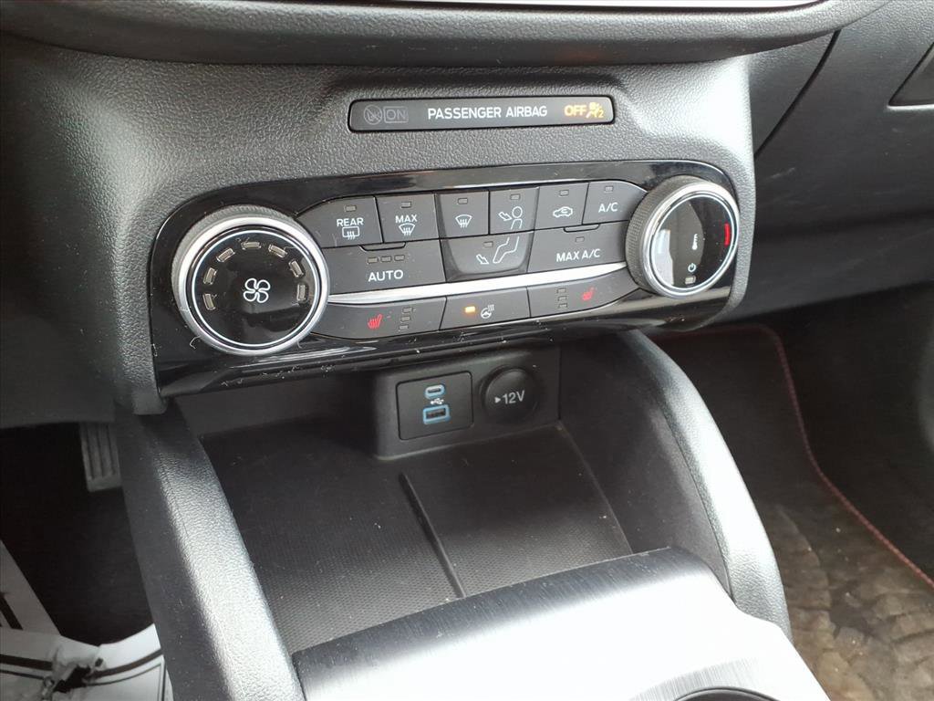 Certified 2022 Ford Escape SE w/ Cold Weather Package image 21